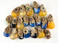 Mélange naturel d'onyx Tumble Pierre précieuse La belle au bois dormant Couleur Argile polymère Pendentif Pierre précieuse en vrac Designer Bijoux anciens faits à la main
