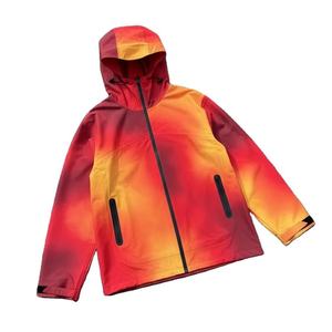 Veste réfléchissante dégradée OEM/ODM, imperméable, coupe-vent, streetwear, légère, à fermeture éclair, à capuche pour homme - Product Image 2