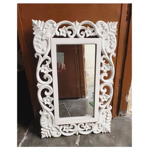 Espejo de pared de tocador de forma ovalada de madera hecho a mano decorativo más vendido para decoración moderna del Hogar disponible al mejor precio - Product Image 1