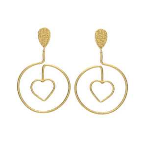 Recién llegado, pendiente largo de borlas chapado en oro con diseño de corazón, pendientes de latón, diseño clásico para mujeres y niñas - Product Image 1