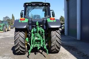 Tracteur agricole John Deere 6125M d'occasion à vendre - Product Image 4