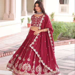 Ensemble Lehenga Choli Dupatta en soie Vichitra avec broderie de sequins, silhouette ample d'été, taille naturelle - Product Image 1