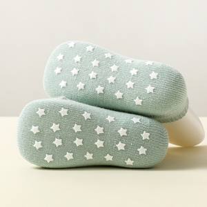 Calcetines antideslizantes para bebé, diseño de estrellas, al por mayor, lindos, sólidos, hasta el tobillo, para niños - Product Image 4