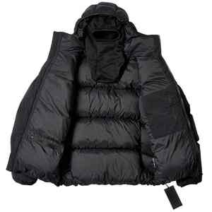 Veste matelassée chaude avec une isolation douce et un matériau durable conçue pour une protection fiable en extérieur en hiver - Product Image 4