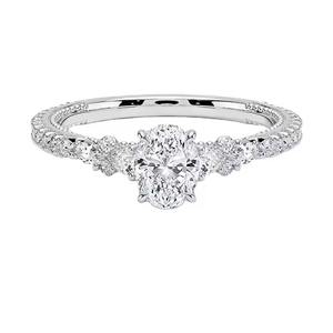 แหวนหมั้นเพชรเม็ดเดี่ยวทรงรีตัดเพชรทรงรีที่มีความหมาย10K แบบกำหนดเอง - Product Image 1