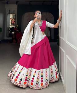 Colección de Lehenga Choli para Fiesta a Precio Económico con Rayón para Compradores con Presupuesto Limitado - Product Image 6