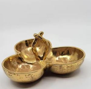 Tendance 2025 bol décoratif en feuille dorée 3 sections bol plateau à feuilles gaufrées nouvelle décoration de mariage servant - Product Image 4