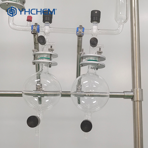 <span class=keywords><strong>Columna</strong></span> <span class=keywords><strong>de</strong></span> Destilación <span class=keywords><strong>al</strong></span> Vacío <span class=keywords><strong>de</strong></span> Vidrio Borosilicato <span class=keywords><strong>de</strong></span> 2L con Bomba Motorizada y Motor para la Industria Química - Product Image 4