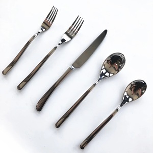 Tốt nhất bán dao kéo Flatware Set Wedding party cutlery Set Bạc đồ dùng Set <span class=keywords><strong>Place</strong></span> <span class=keywords><strong>Setting</strong></span> bằng gỗ dao kéo ở mức giá tốt nhất - Product Image 1