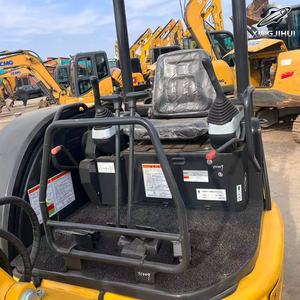 Mini-excavatrice sur chenilles Komatsu PC35MR d'occasion, 3,5 tonnes, godet de 0,1 m³, marque japonaise d'origine, faible nombre d'heures, certifiée CE - Product Image 5