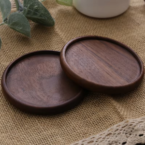 Posavasos de mesa de comedor de nogal de lujo Diseño duradero con textura de madera natural de Tradebyd - Product Image 3