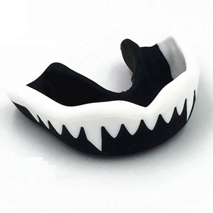 Protège-bouche personnalisé Sport boxe protège-lèvres avec étui - Product Image 4