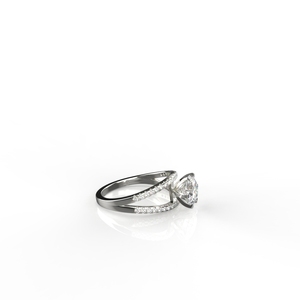 Avarta Jewellery Bague en or blanc 14 carats avec diamant de laboratoire solitaire de mariée - Product Image 4