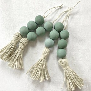 Adornos de borlas de cuentas de madera, decoración boho, cuerda de algodón natural hecha a mano, encanto rústico, estilo de granja, guirnalda colgante de pared, vacaciones - Product Image 5