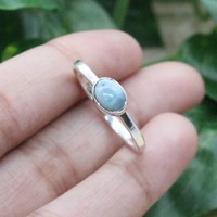 Bague en argent Sterling 925 Larimar bleu naturel ~ bijoux faits à la main ~ pierre naturelle ~ cadeau de bague Larimar bleu pour elle