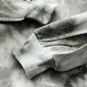 Nuevo estilo OEM ODM Casual Logotipo personalizado Impresión Crop Top Sudaderas de alta calidad Mujeres Crop Top Sudaderas - Product Image 4