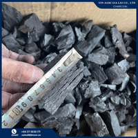 Bois dur naturel 100%/café/Siamea/sciure de bois/poudre/charbon de bois de coco en stock pour la vente à haute valeur calorifique du Vietnam