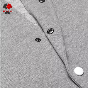 แจ็คเก็ตเบลสันวินเทจของผู้ชายเสื้อหนังมีฮู้ดแบบนูนด้านหน้าปกตั้งโลโก้แบบกำหนดเองสำหรับฤดูหนาว - Product Image 5