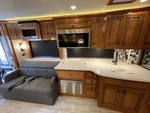 PROVEEDOR de Autocaravana Usada 2020 New mar Du tch Star 4326 Clase A en Venta - Product Image 3