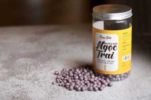 Fournisseur Exportateur Vietnamien OEM/ODM HALAL Boules Croustillantes de Chocolat Solide aux Myrtilles Emballage Personnalisé Cacao Décoration de Gâteaux Vente en Gros - Product Image 2