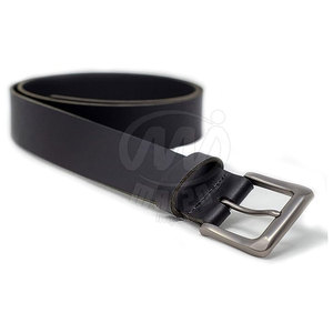Vente en gros de nouvelles ceintures pour hommes à la mode sur mesure ceintures en cuir de vache de haute qualité du Pakistan 2025 - Product Image 3