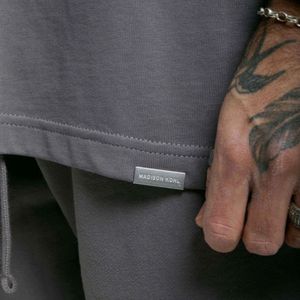 T-shirt surdimensionné Core gris 300 GSM Jersey de coton de poids moyen Coupe décontractée Boxy Épaule tombante Cou côtelé Streetwear de luxe - Product Image 4
