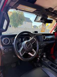 Jeep Wrangler Unlimited Rubicon 392 Sport 2022 Usado en Buen Estado - Product Image 3
