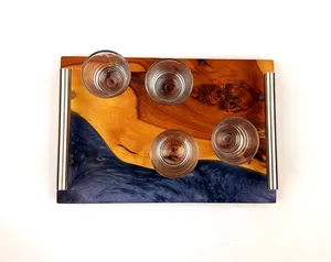 Elegante Bandeja de Servicio de Resina y Madera para el Hogar Moderno, Uso Diario y Recepción de Invitados con un Servicio de Lujo Disponible desde India - Product Image 6