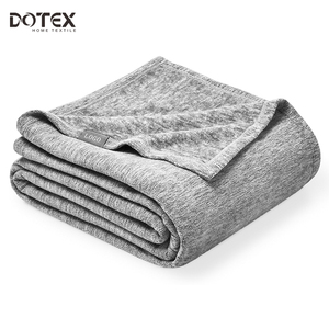 Couvertures en <span class=keywords><strong>polaire</strong></span> 100 % polyester recyclé, douces et tricotées, écologiques, avec logo personnalisé, couleur et taille sur mesure, livraison OEM/ODM à temps. - Product Image 1