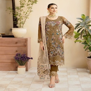 Colección de gasa de lujo bordado pesado Ramsha Vol venta completa vestido de novia paquistaní Lehnga Choli Salwar Kameez - Product Image 2