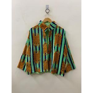 Chaqueta de Terciopelo con Estampado de Rayas Bengalinas - Blazer Reversible Acolchado con Bordado Floral en Verde Menta, Azul Marino y Ámbar para Verano - Product Image 1