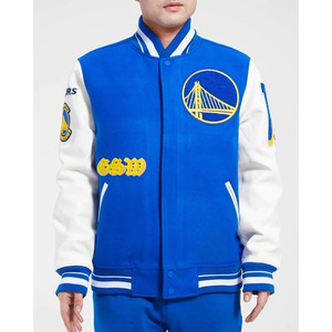 Chaqueta Universitaria Negra Vintage con Logotipos Bordados, Chaqueta de Béisbol con Mangas de Cuero Genuino - Product Image 4