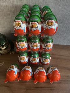 Huevos de chocolate Kinder Joy Minecraft 12 piezas, 24 piezas, 36 piezas, 72 piezas × 20g - Product Image 1