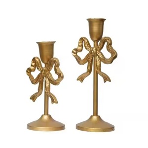 Nueva llegada exclusiva Luz de lujo oro candelabro elegante Metal portavelas centro de mesa disponible Juego de 2 uds - Product Image 5
