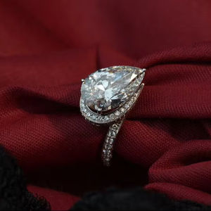 Premium 5.00ct Lab Grown Diamond Ring Poire Cut VS1 Clarté E F Couleur IGI SGL Certifié Or Rose Or Argent Bijoux En Gros - Product Image 1