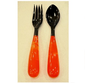 Juego de 2 Servidores de Ensalada de Resina y Madera, Juego de Servidores de Ensalada de Madera, Hecho a Mano, Artículo de Cocina Único - Product Image 4