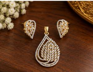 Parure Collier et Boucles d'Oreilles TISHYA DIAMOND Plaqué Or, Zircon Brillant Taillé en Forme de Fleur, 0,3m, Bijoux Ethniques de Mariage pour Femme - Product Image 2