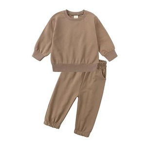 2025 recién llegados, ropa para niñas pequeñas, chándal, conjunto de 2 piezas, sudadera con parte superior lisa de lana cálida, pantalones, ropa de descanso, traje para niños - Product Image 4