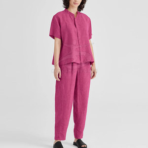 Ensemble décontracté en coton pour femme, motif uni, coupe régulière, t-shirt avec décoration boutonnée, pantalon, écologique, léger, respirant - Product Image 2