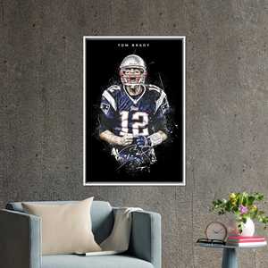Art mural en verre de Tom Brady : toile imprimée, décoration de football américain, toile encadrée blanche - Product Image 1