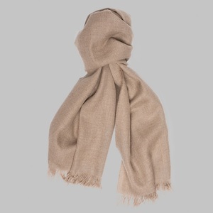 Écharpes longues en cachemire de couleur unie pour l'hiver, Khimar, châles de luxe élégants en pashmina pour femmes musulmanes, vente en gros depuis Delhi - Product Image 2