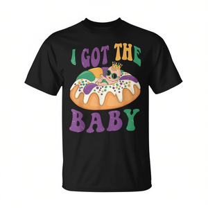 Camiseta de anuncio de embarazo con diseño de pastel del Rey de Mardi Gras para bebé, para nuevos padres - Product Image 2