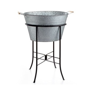 Maceta galvanizada grande con soporte negro para patio, jardín moderno y soluciones de decoración al aire libre - Product Image 1