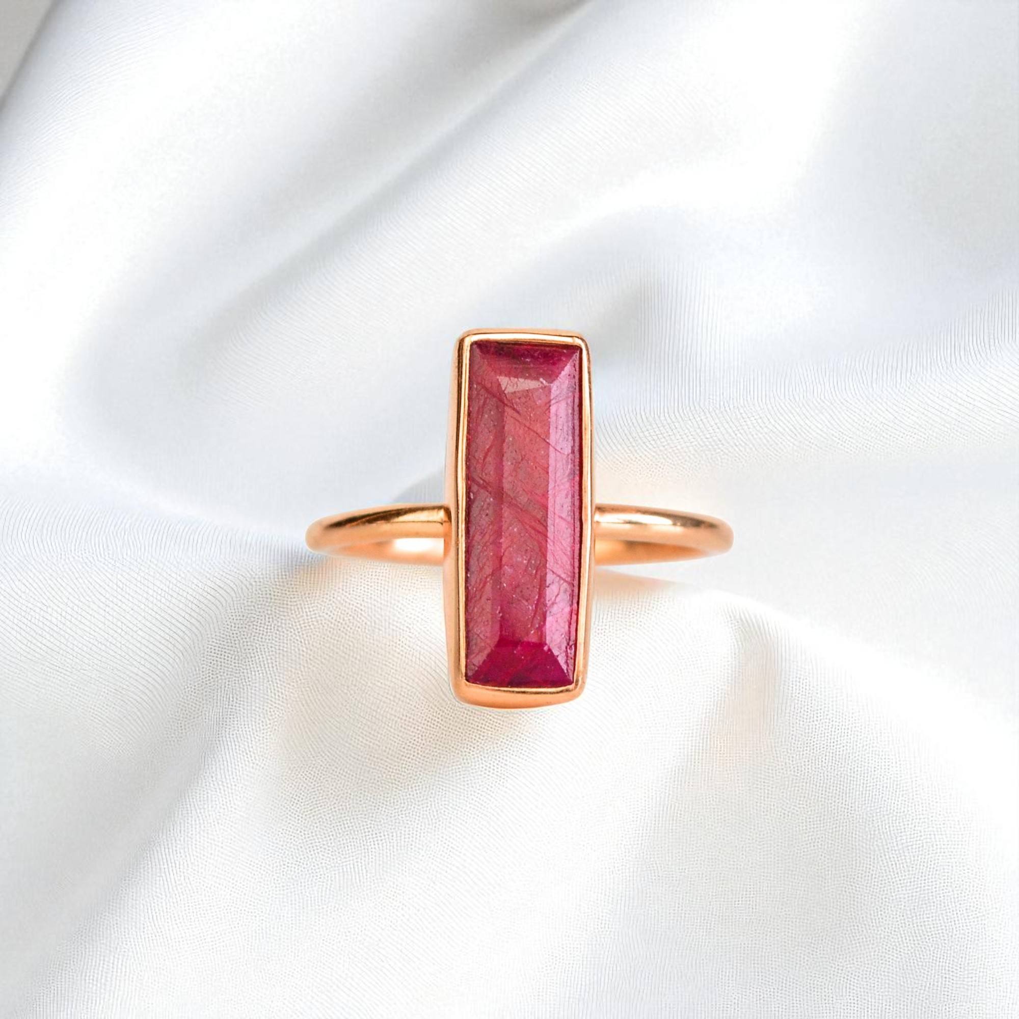 ทับทิมย้อมสี