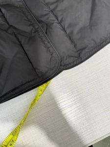 2025 chaqueta acolchada de mujer de calidad superior con logotipo personalizado, chaqueta acolchada cómoda de invierno con capucha informal para mujer - Product Image 3