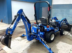 Nuevo Tractor New Holland WORKMASTER 25S en Venta con Motor Diésel de 25 HP y Sistema de Tracción en las 4 Ruedas con Cargador Frontal - Product Image 2