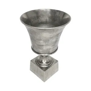 Jarrón de Flores Moderno de Hierro, Estilo Costero, Ecológico, Elegante, Premium, para Mesa, Navidad, Zahid Exports, Tendencia Mundial - Product Image 5