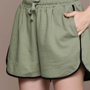 Ensemble assorti décontracté d'été pour femme : sweat à capuche et short en coton brodé 100 % style streetwear - Product Image 4