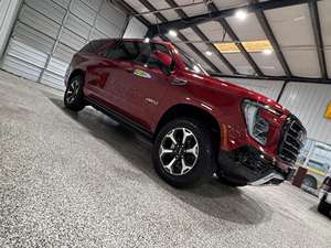 ยูคอน XL 4WD AT4 อัลติเมท ปี 2024 รุ่น Clean Look Smart Deal  ตกแต่งภายในด้วยหนัง ล้อแม็ก R18 พร้อมกล้อง สภาพดี - Product Image 4