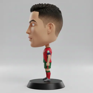 Joueurs de football en résine 3D hautement détaillés Messi/<span class=keywords><strong>Ronaldo</strong></span>/Erling <span class=keywords><strong>Haaland</strong></span> - Figurine de collection stylisée avec peinture personnalisée - Product Image 4